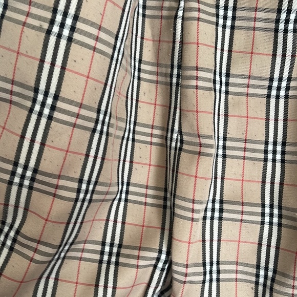 Classic Black Burberry Quilted jacket, please look closely at the picture - Picture 3 of 8